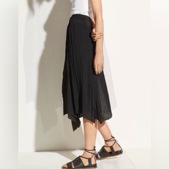 Vince Crushed Bias strip midi skirt - Picture 3 of 10